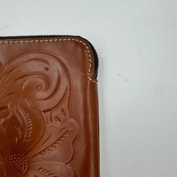 Patrica Nash CassinEmbossed Leather Wristlet Clutch Bag With Zipper & Wrist Stra - Picture 3 of 15